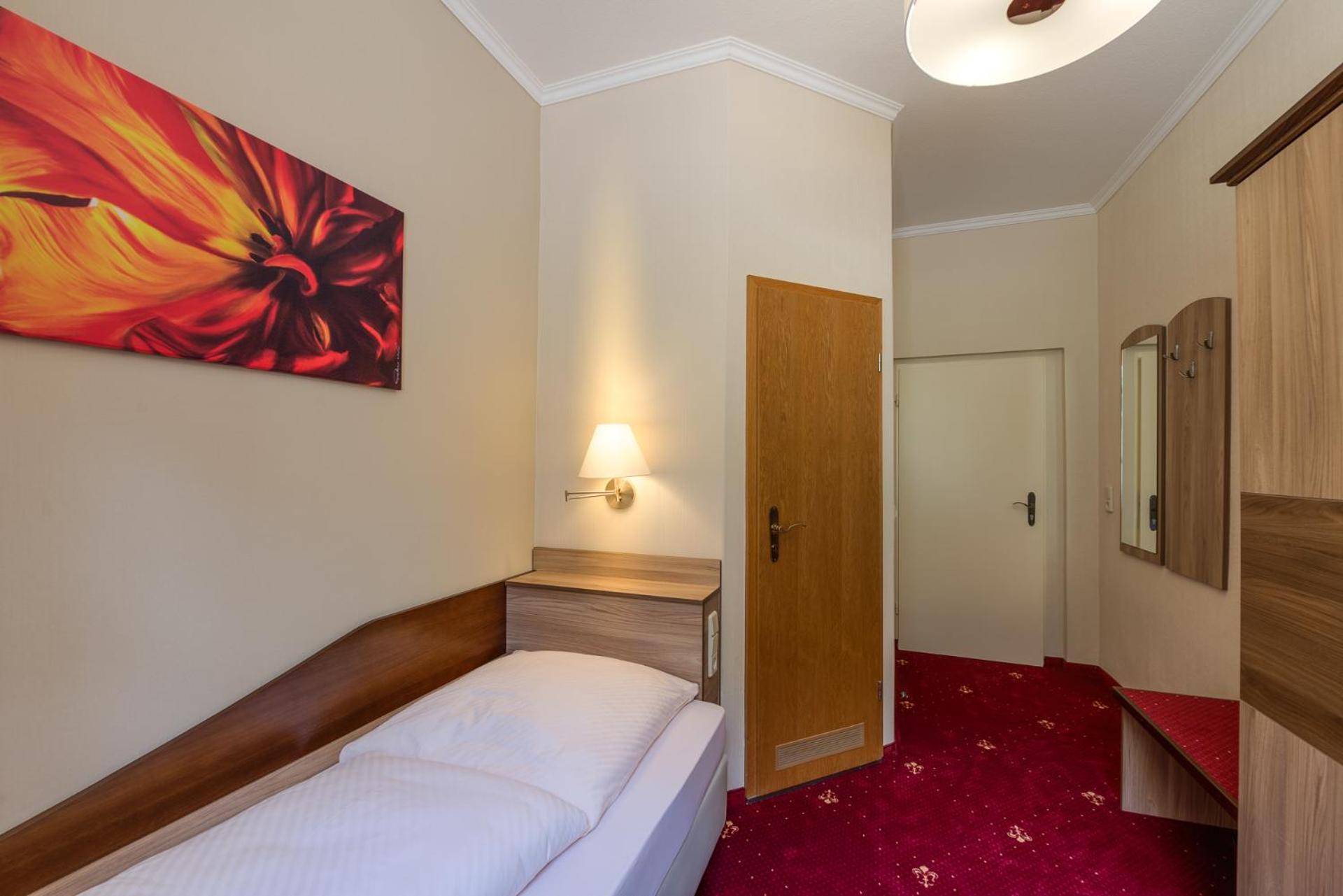 Berghotel Wilhelmsburg Bad Kösen Szoba fotó