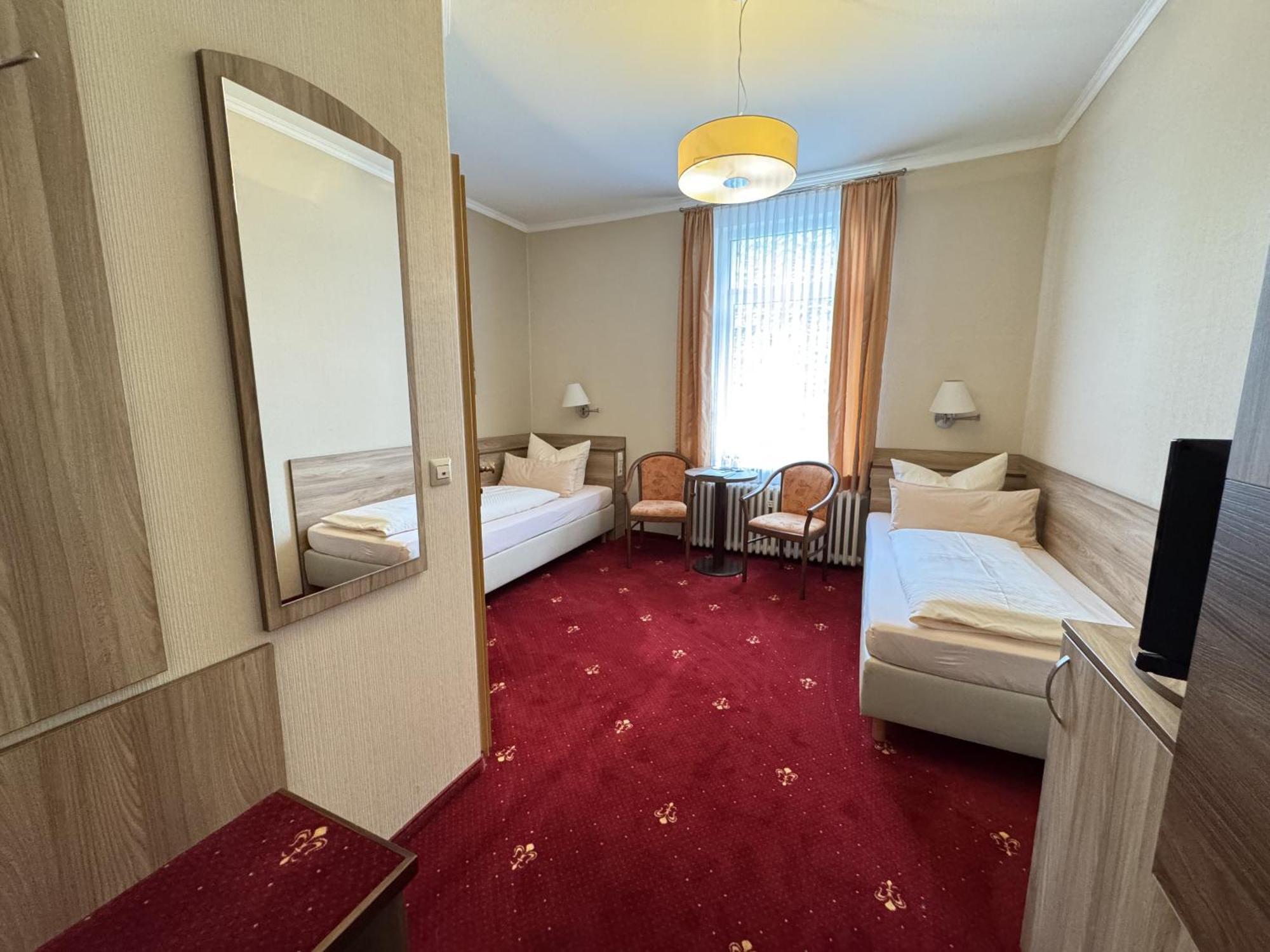 Berghotel Wilhelmsburg Bad Kösen Szoba fotó
